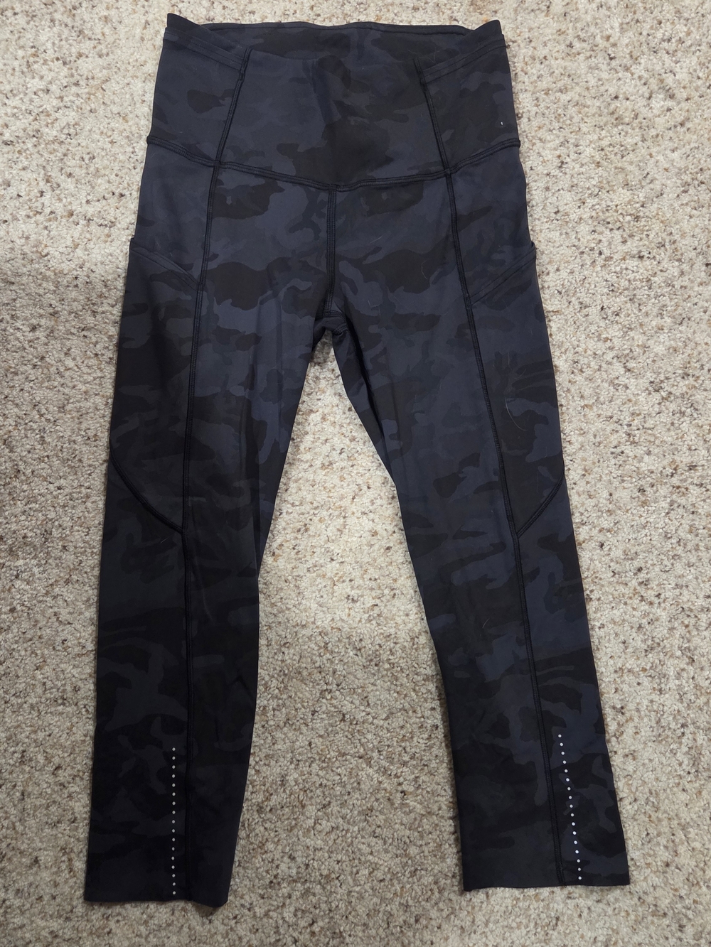 Lululemon Fast And Free Crop II 19" Size 4